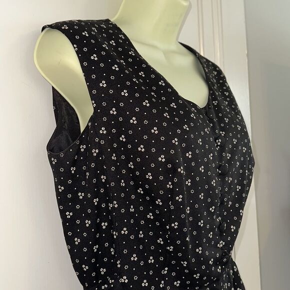 Homemade/handmade black polyester sleeveless dress with white floral print - Picture 7 of 8